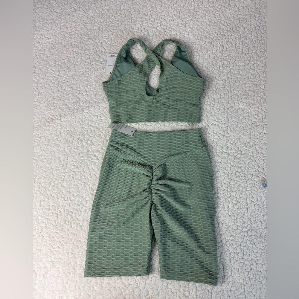 Society Green Crop Top - Picture 8 of 12